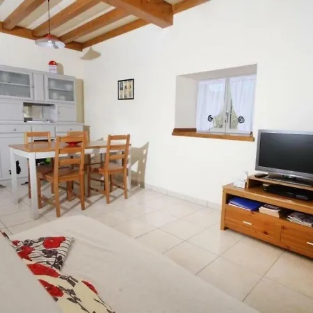 Dom wakacyjny House Des Arquets Montrigaud